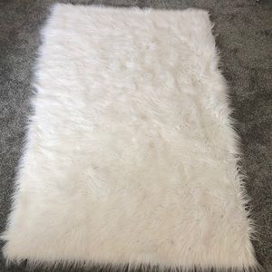 Shaggy Fur Large Rug